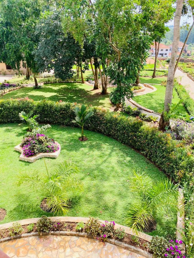 Forest Park Resort Buloba Exterior photo