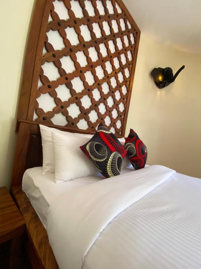 Forest Park Resort Buloba Exterior photo